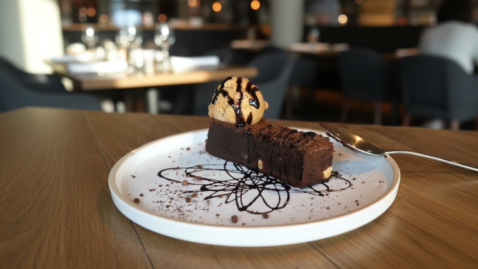 Triple chocolate brownie with ice cream